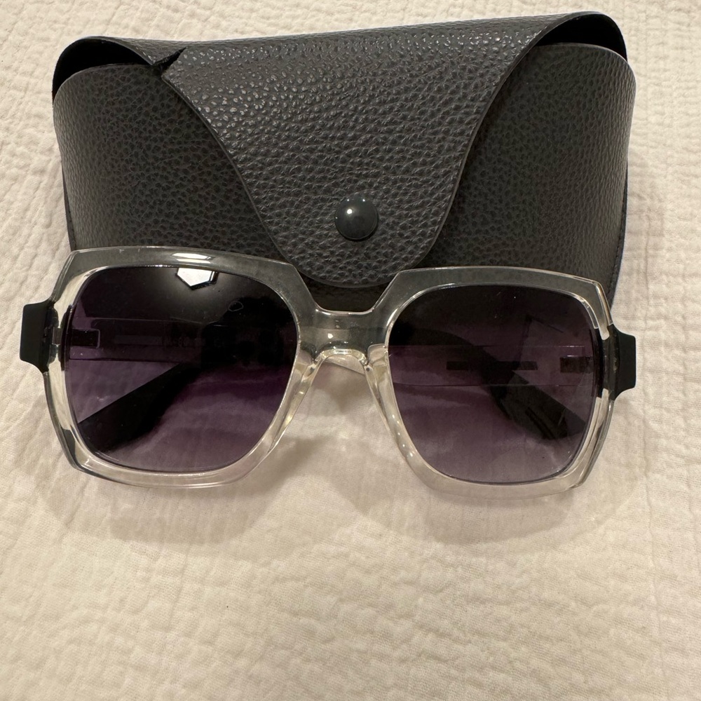 Alexander McQueen MCQ Sunglasses